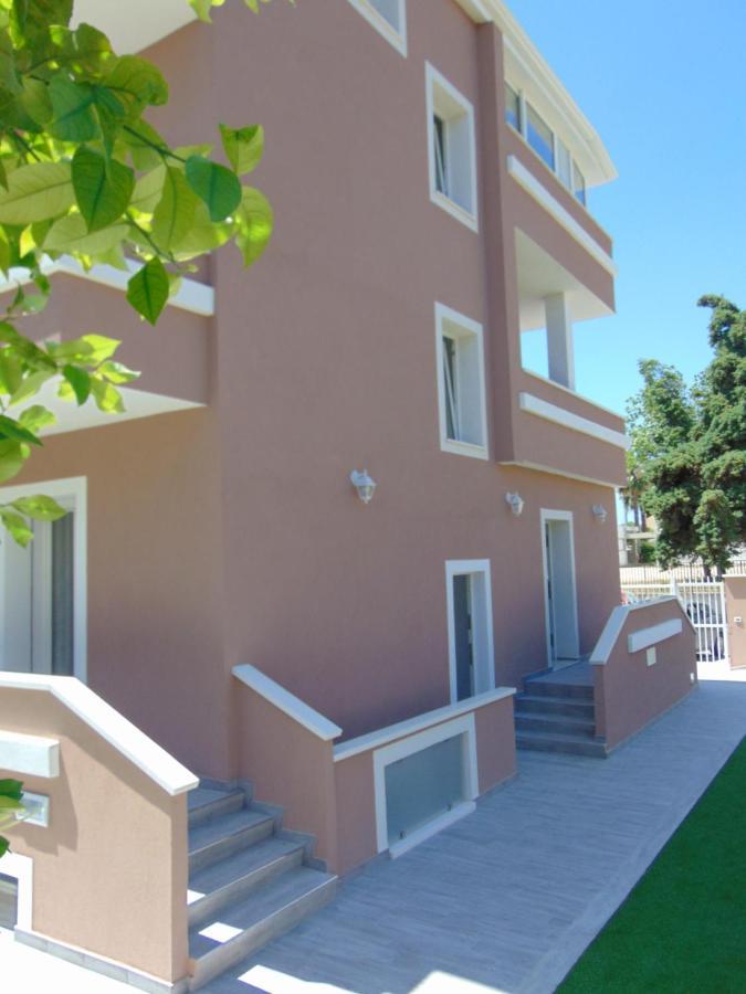 Stasonis Hotel Quartu SantʼElena Exterior foto